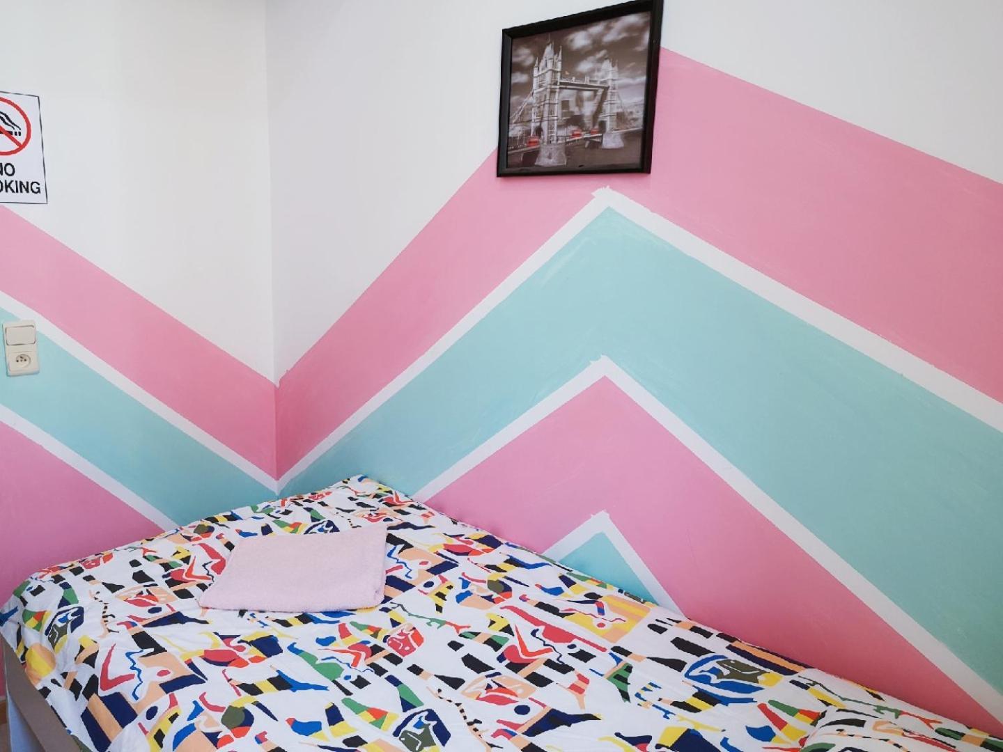 A Private Room For Backpacker Share Bathroom 布鲁塞尔 外观 照片